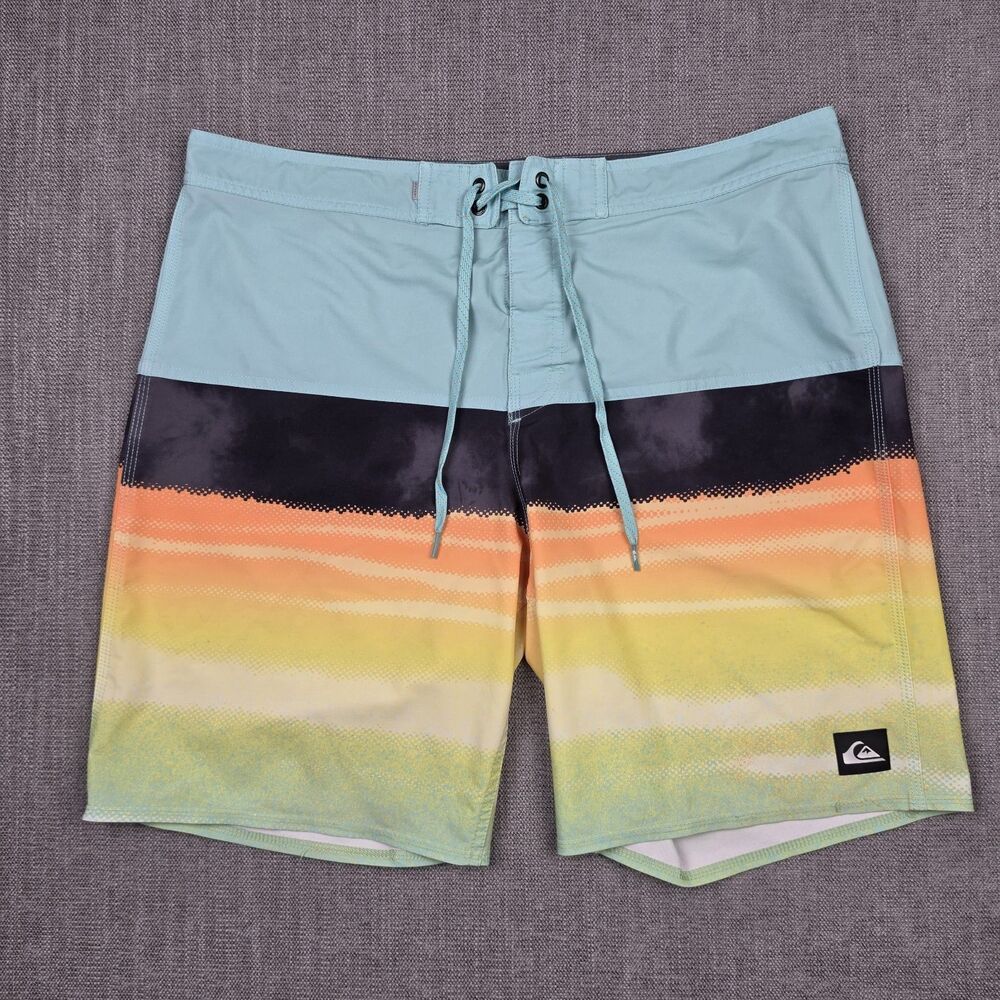 Quiksilver Highline Surfsilk Boardshorts Mens Size 36 Multicolor Swim Trunks